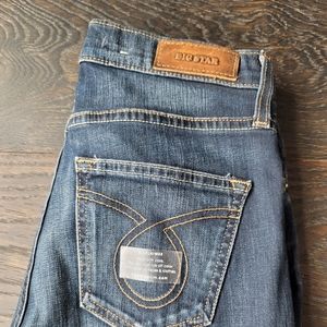 Buckle Jean's size 27